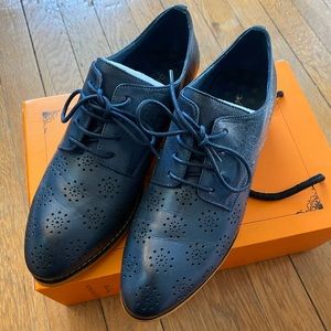 Mona Flying Women’s Leather Oxfords